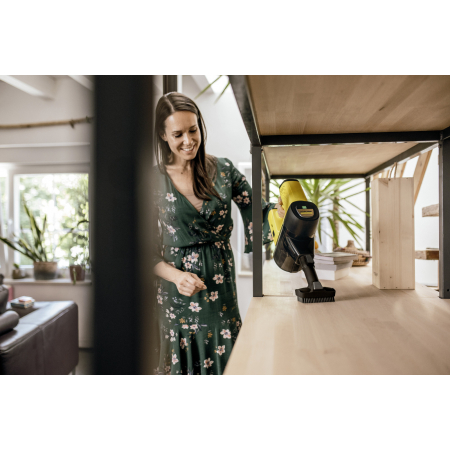 KÄRCHER VC 6 Cordless ourFamily aku tyčový vysavač s LED osvětlením 1.198-660.0
