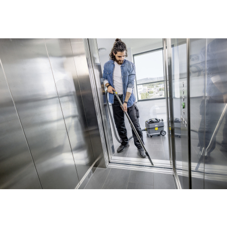 Bateriový vysavač na suché nečistoty KÄRCHERT 10/1 Bp 1.527-352.0