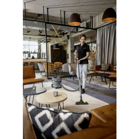 Bateriový vysavač na suché nečistoty KÄRCHER T 15/1 Bp Adv 1.355-350.0