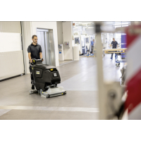 Podlahový mycí stroj s odsáváním KÄRCHR B 50 W Bp Pack 80Ah Li+R55+FC+DOSE+Rinse+Auto-fill Jubilejní edice 1.533-271.0