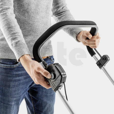 Aku rotační sekačka na trávu KÄRCHER LMO 2-18 Battery Set 1.445-401.0