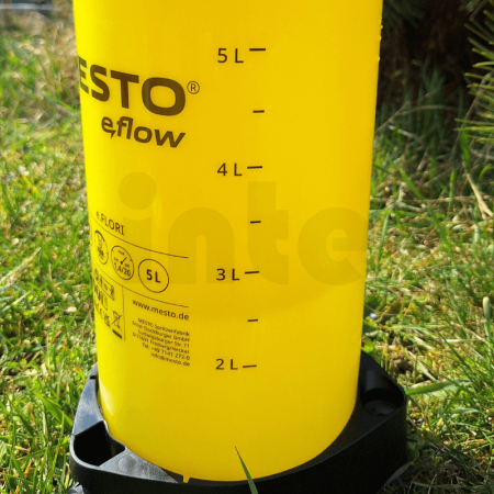 MESTO - e.FLORI Bateriový tlakový postřikovač 5 L, 1,5 baru, NBR, dutá kuželová tryska, nabíjecí kabel USB-C 3222R