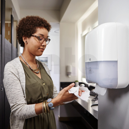 Tork Matic jemné papírové ručníky v roli, H1, 2vr, 100 m - 1 role 290016