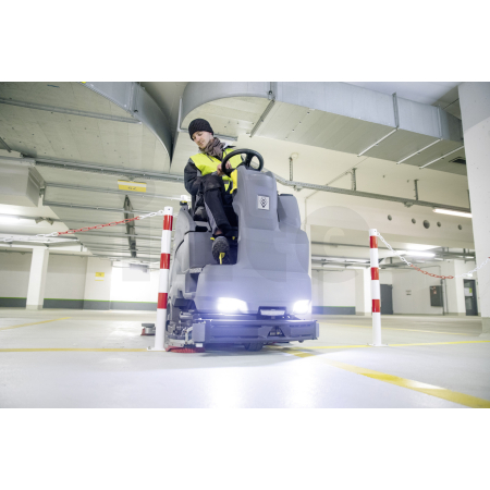 Podlahový mycí stroj s odsáváním KÄRCHER B 150 R Bc + D90 1.246-154.0