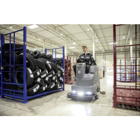 Podlahový mycí stroj s odsáváním KÄRCHER B 150 R Bp Pack 240Ah Wet, DOSE, SB, Rins + R85 1.246-160.0